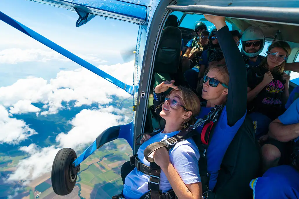 Skydive Cairns | Up To 15,000ft Tandem Skydiving | Great Barrier Reef