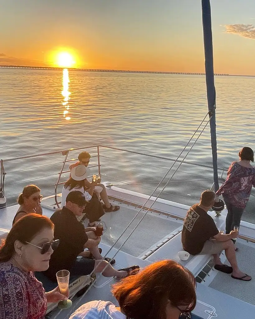 Hervey Bay Champagne Sunset Sail