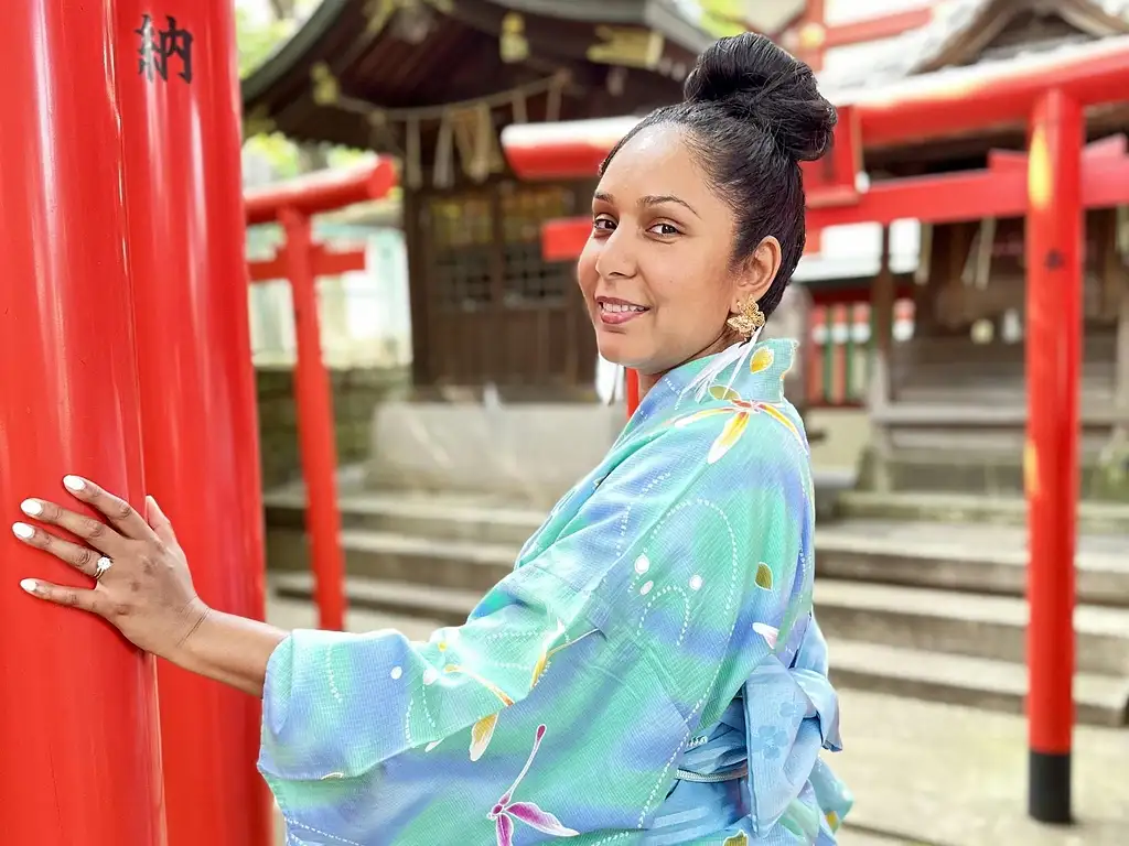 Tea Ceremony and Kimono Dressing Experience in Tokyo Tour