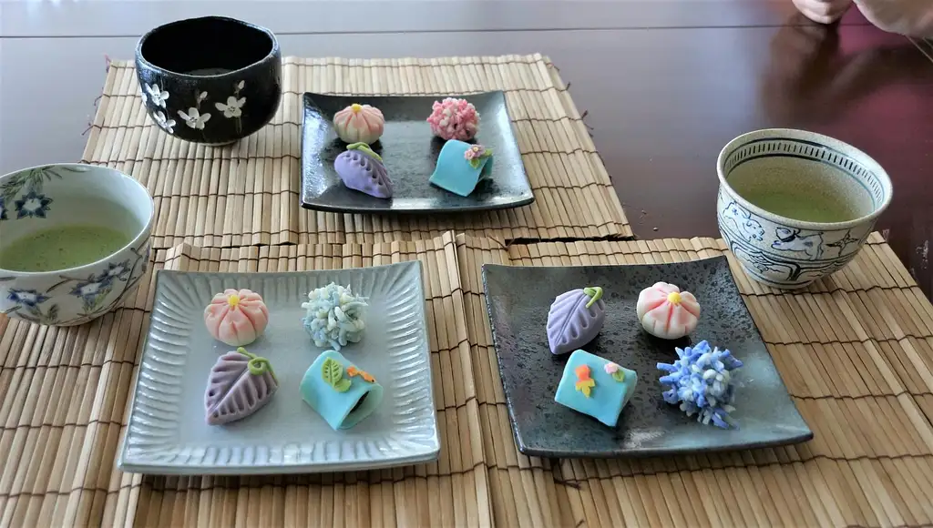 Tokyo Nerikiri Wagashi-Making with Tea Ceremony