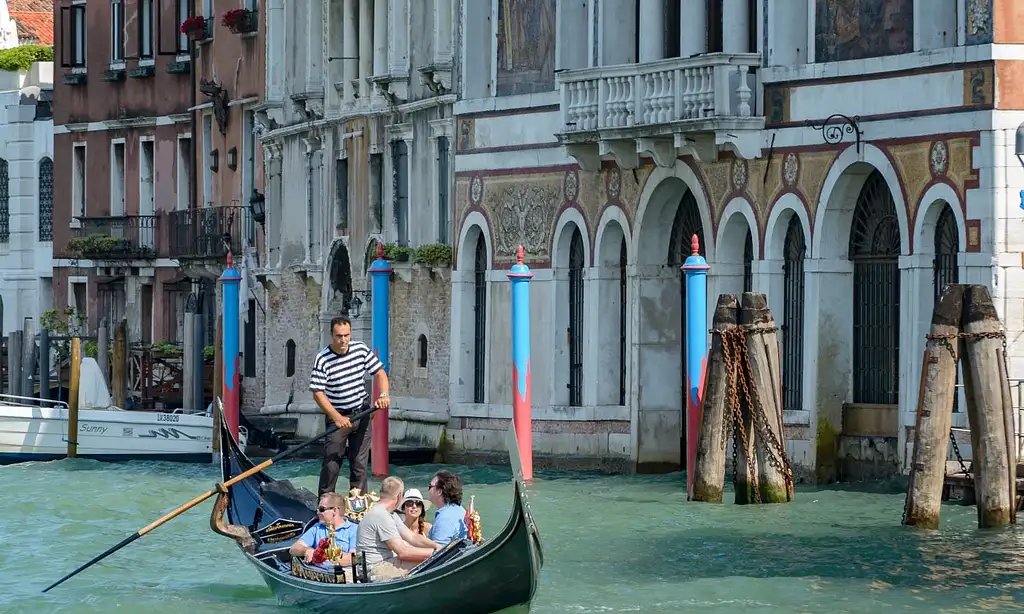 Gondola Ride Experience In Venice