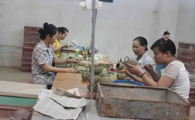 Vietnamese Pottery Workshop