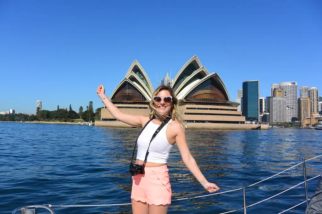 7 Day Ultimate Sydney Tour | Bondi to Blue Mountains