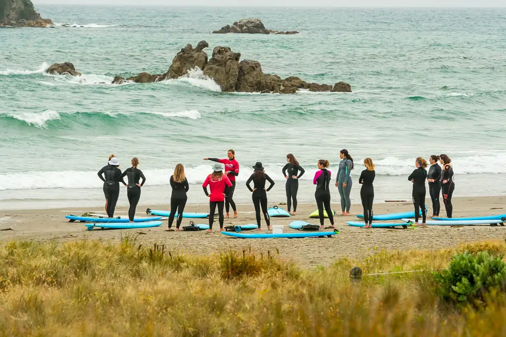 Aloha 2 Hour Small-Group Surfing Lesson