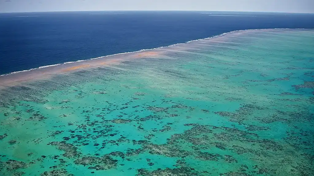 Outer Edges of The Great Barrier Reef Scenic Flight