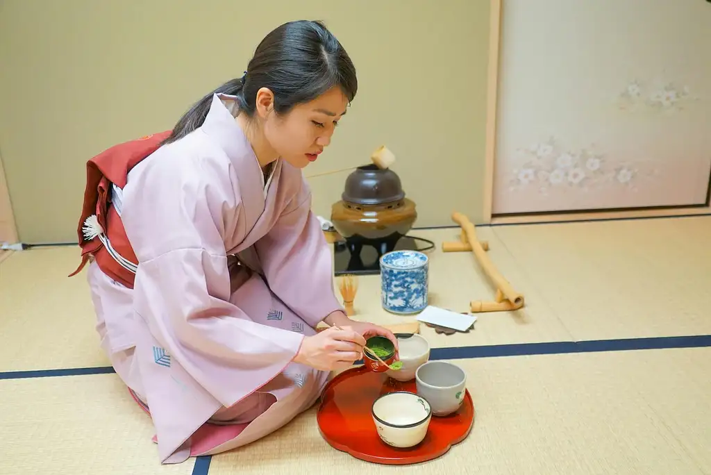 Kyoto Tea Ceremony And Kiyomizu-dera Temple Walking Tour