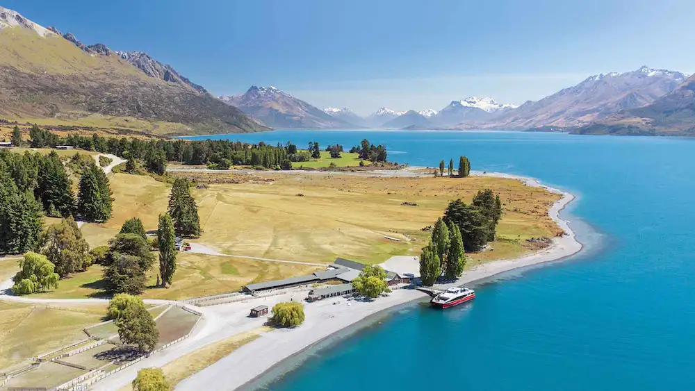 Lake Wakatipu Catamaran Scenic Cruise From Queenstown