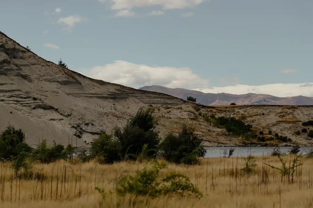 Wanaka and Hawea Trails - E-Bike Hire and Shuttle