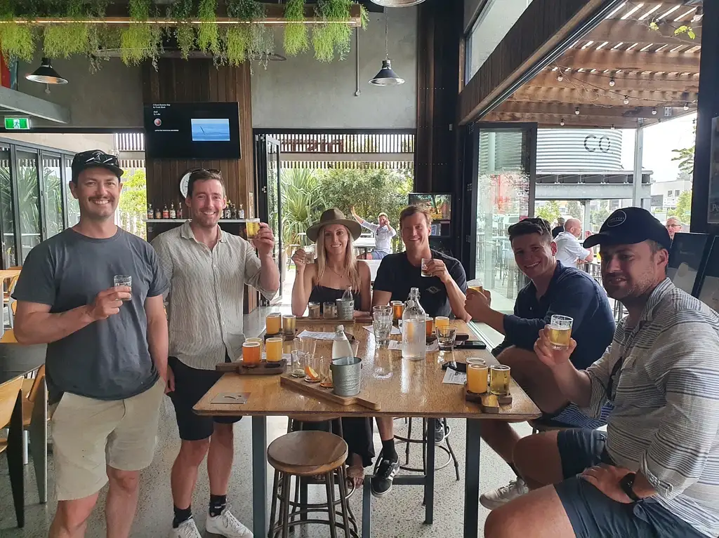 Noosa Brewery & Distillery Tour with Lunch