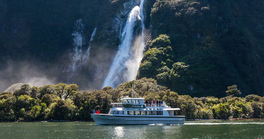 Milford Sound Cruise – Self Drive