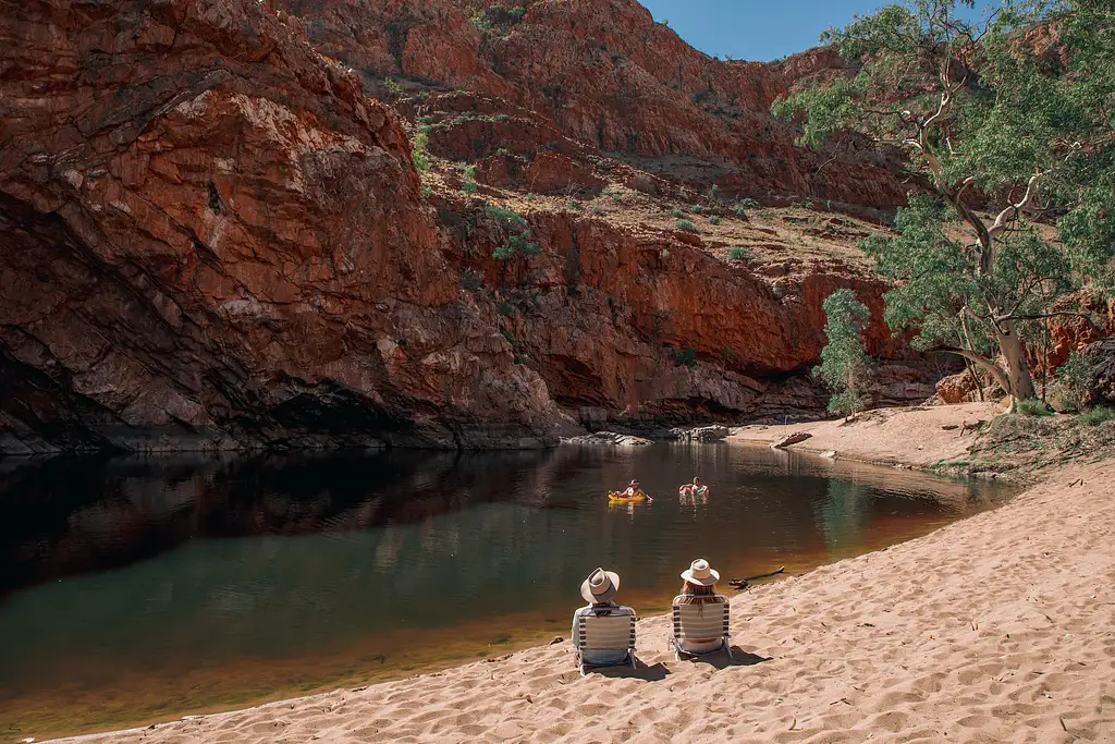 4 Day Red Centre to West MacDonnell Tour | From Ayers Rock/Yulara