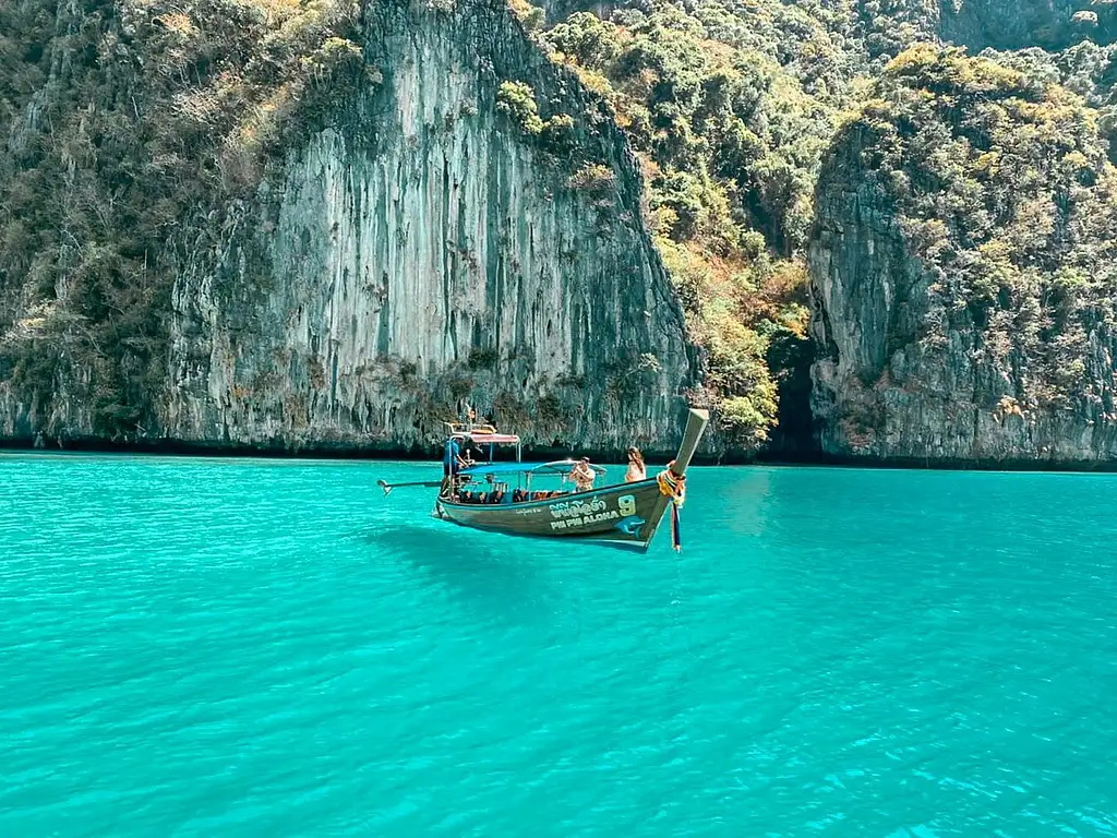 Phi Phi Island Private Boat Tour