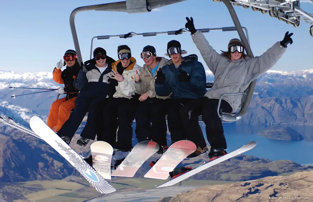 8 Day South Island Snow Safari | Christchurch to Queenstown | Haka Tours