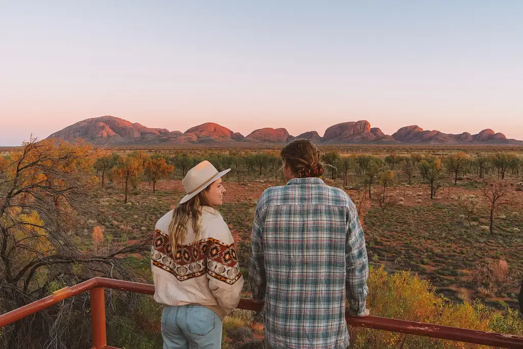 4 Day Red Centre to West MacDonnell Tour | From Ayers Rock/Yulara