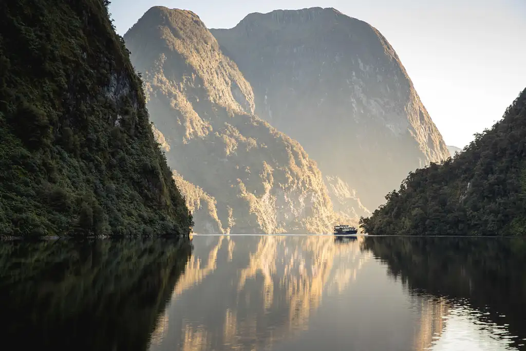 Doubtful Sound Overnight Cruise