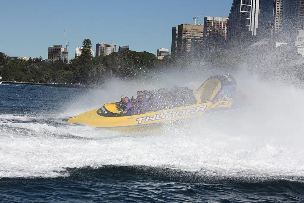 Sydney Harbour Thunder Thrill Ride