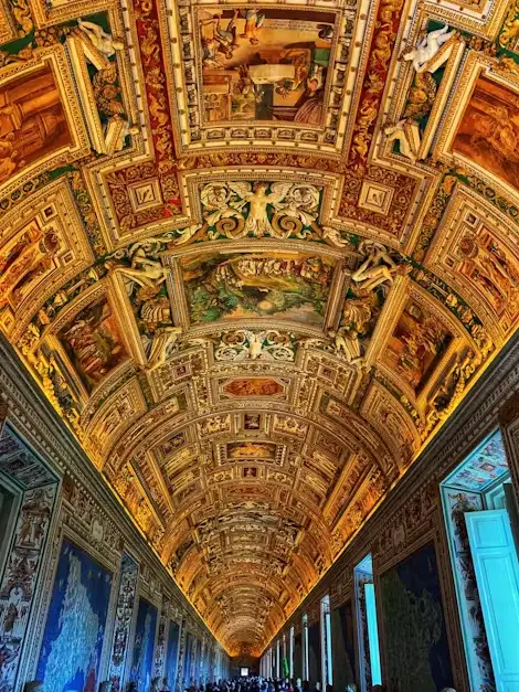 Breakfast and Tickets for the Vatican Museums and Sistine Chapel