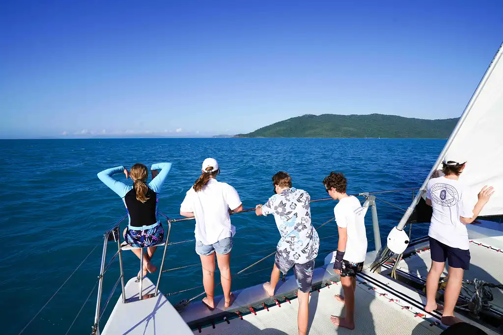 Whitsundays Islands Sail, SUP & Snorkel Day Tour