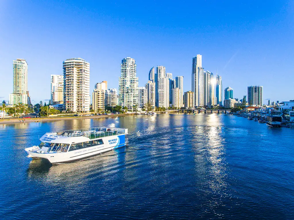 Buffet Lunch Cruise | Gold Coast