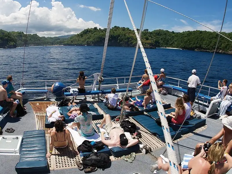 1 Day Bali Aristocat Sailing Tour