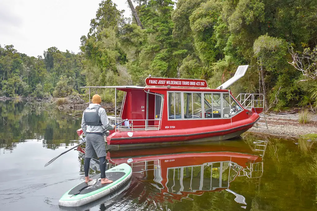 Franz Josef Boat & SUP The Kiwi Sanctuary