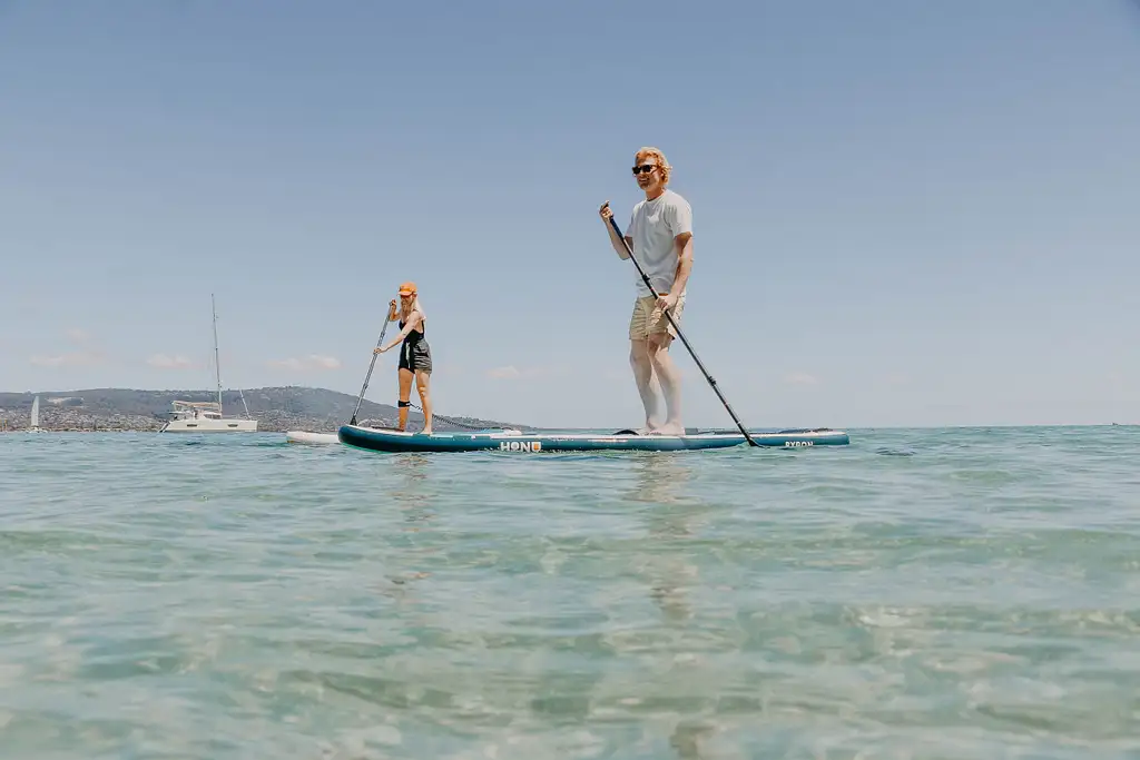 Mornington Peninsula Paddle, Pinot & Pools