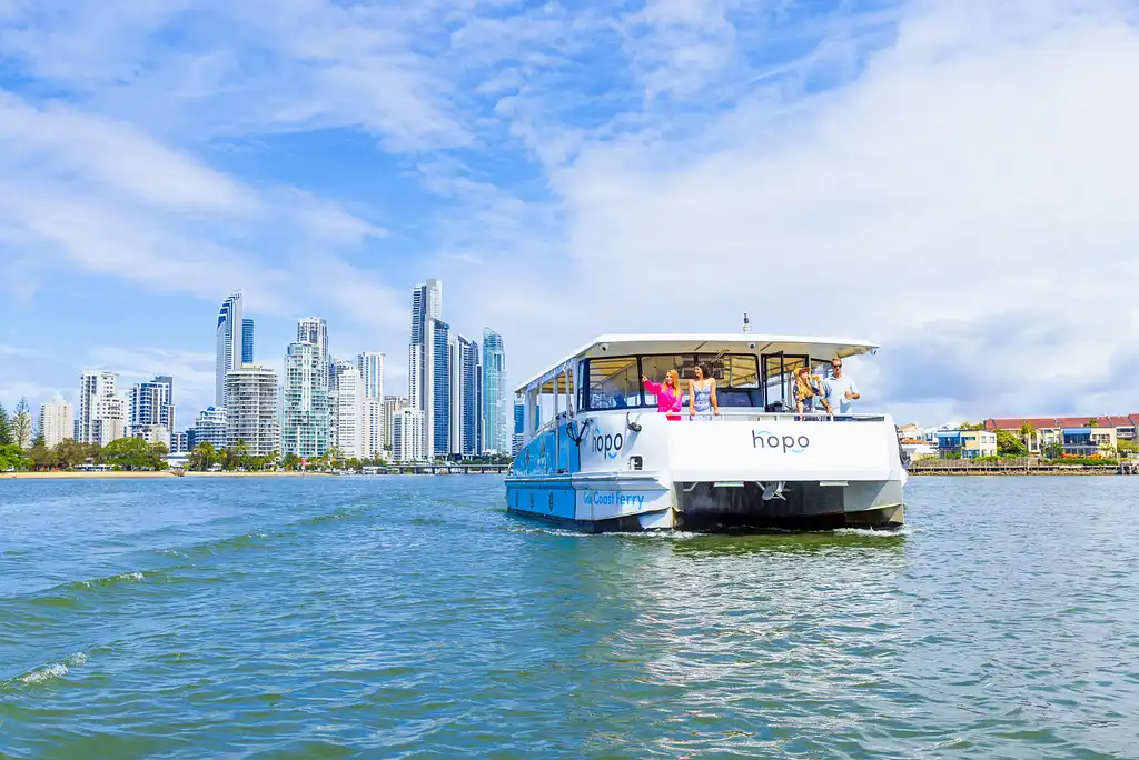 2 hour Sightseeing Cruise - Gold Coast | Adults @ Kids prices!