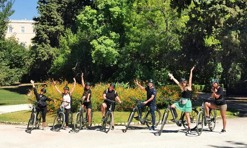 Athens Old Town And Acropolis Guided Bike Tour