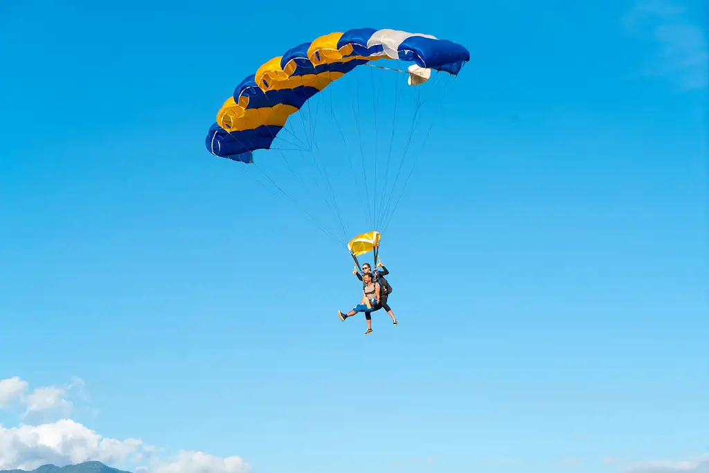 Skydive Cairns | Up To 15,000ft Tandem Skydiving | Great Barrier Reef