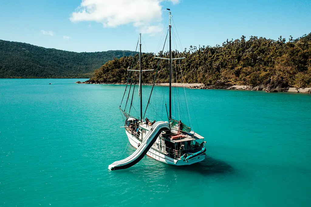 New Horizon 2 Day, 2 Night Whitsunday Sailing Experience