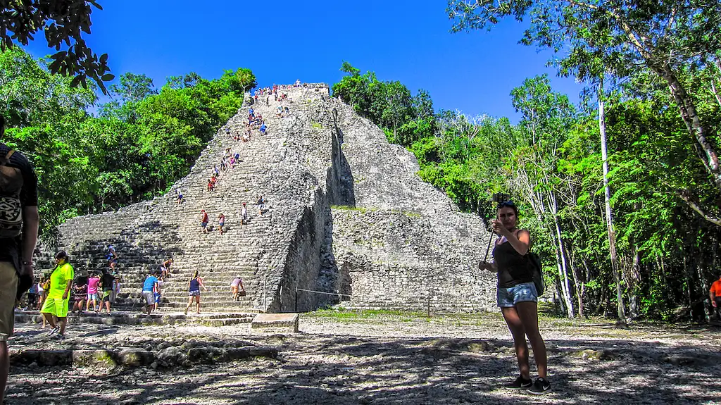 Chichen Itza, Cenote Ikkil & Coba Tour