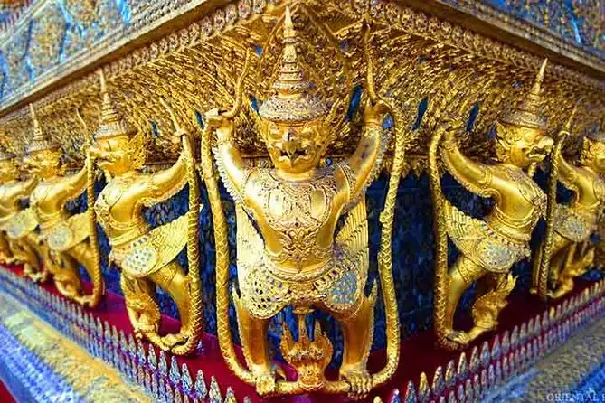 Royal Gems & Reclining Buddhas | Half Day Private Tour