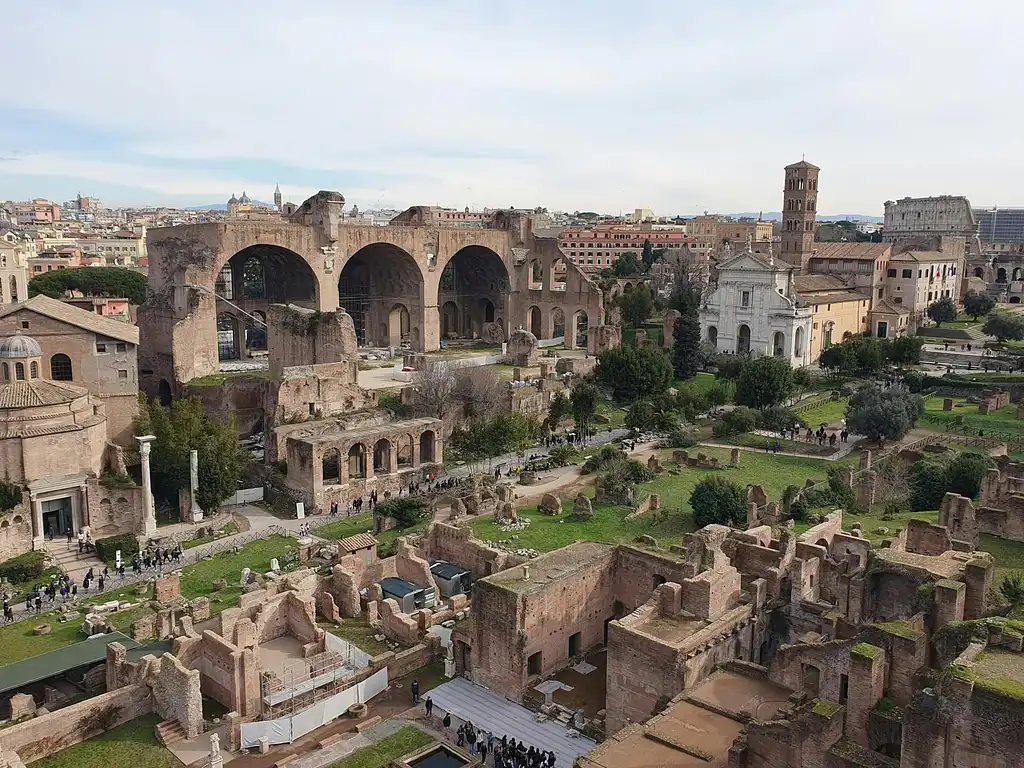 Restricted areas tour of Gladiator's Arena and Roman Forum