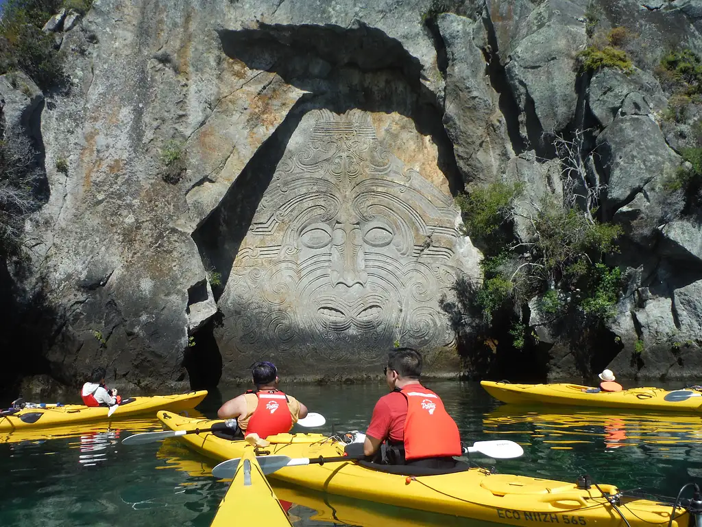 Maori Rock Carving Kayak Tour - Half Day