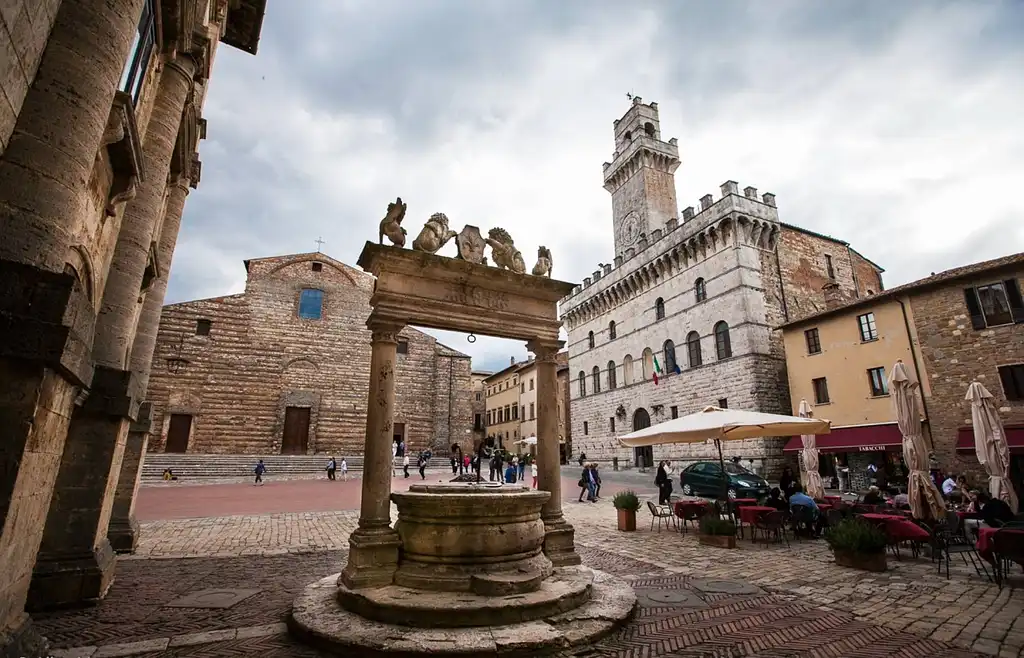 One Day Tour of Famous Tuscan Movie Backdrops