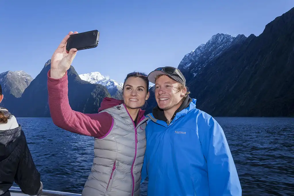 Milford Sound Coach & Cruise Tour from Queenstown